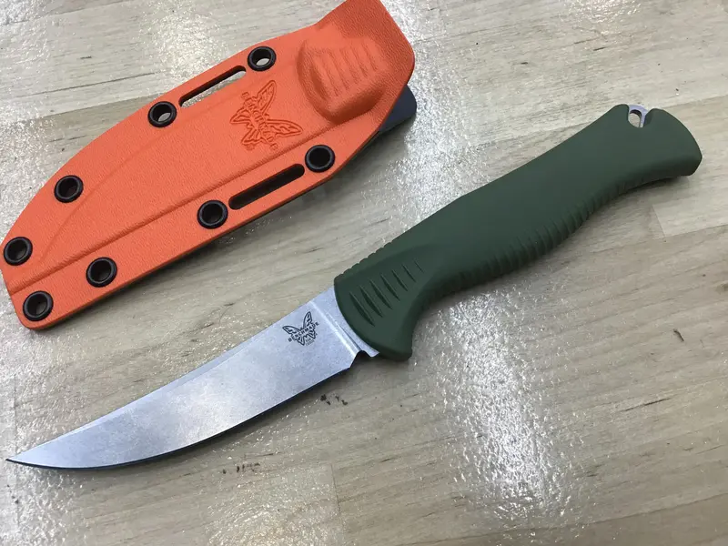 Benchmade Meatcrafter – 4-Inch Cpm-154 Blade With Dark Olive Santoprene Grip 1