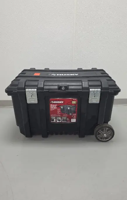 Husky 36.5-Inch Black Heavy-Duty Rolling Tool Chest 1