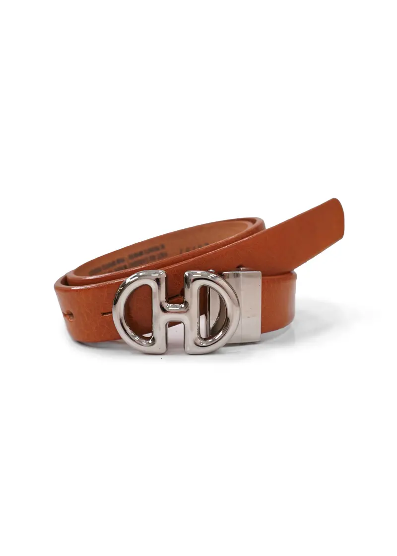 Landes Slim Leather Belt With Minimalist Stud Buckle 1
