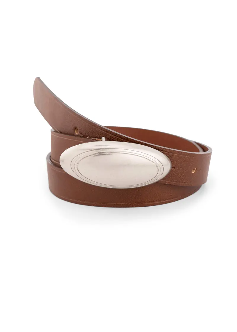 Landes Western-Style Leather Belt With Decorative Buckle 1