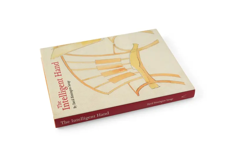 The Intelligent Hand: A Guide To Thoughtful Craftsmanship 1
