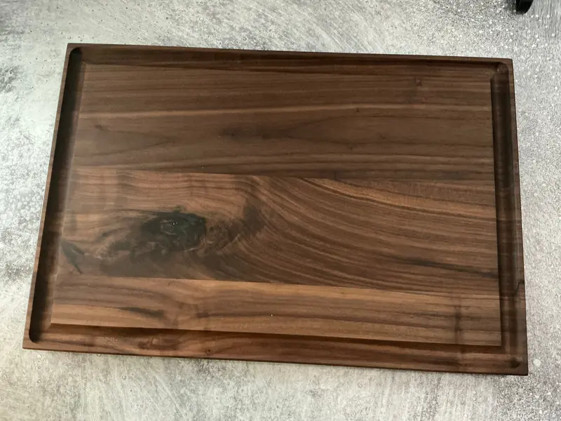 Thin Large Walnut Cutting Board With Integrated Juice Groove 1